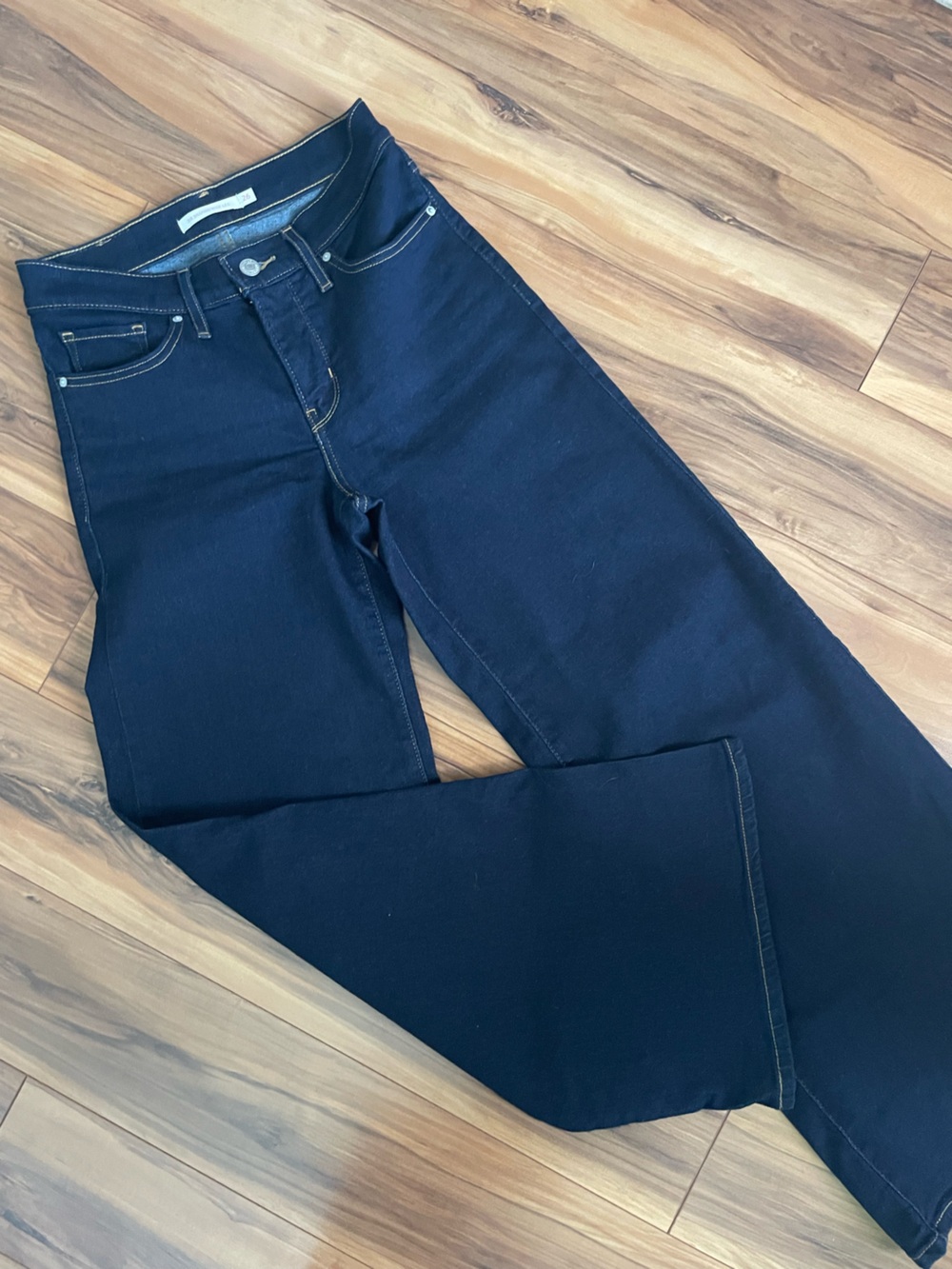 Levi's High-Rise Wide Leg women’s Jeans - Dark Blue Wash size 26 regular